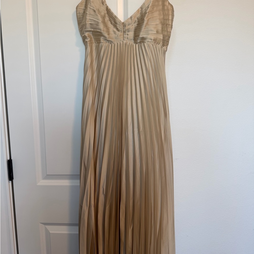 Abercrombie & Fitch Cream Pleated Dress